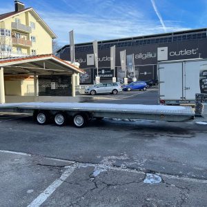 WhatsApp Image 2025-12-04 at 17.04.26